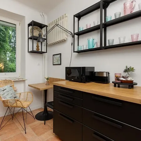 Stylish And Sweet In Near Park Lazienki By Renters *