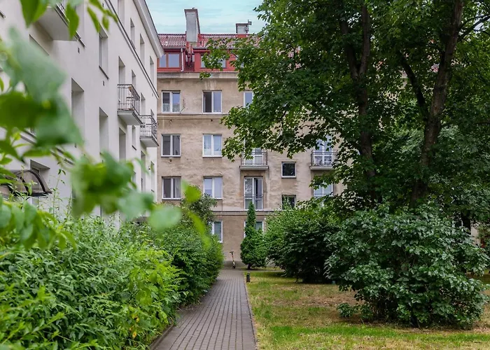 Apartment Stylish And Sweet In Near Park Lazienki By Renters