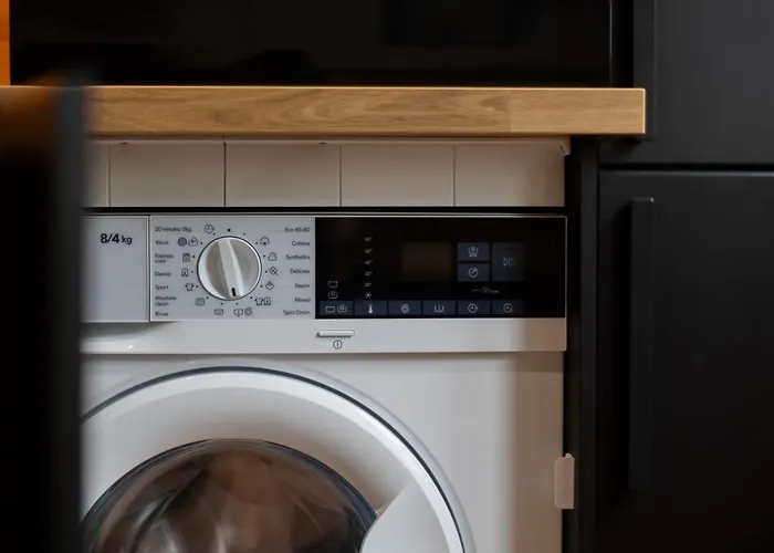 Stylish And Sweet In Near Park Lazienki By Renters *