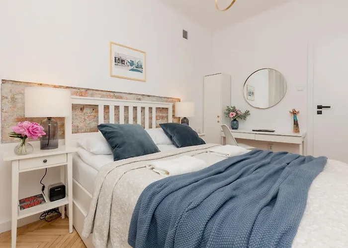 Stylish And Sweet In Near Park Lazienki By Renters Warszawa