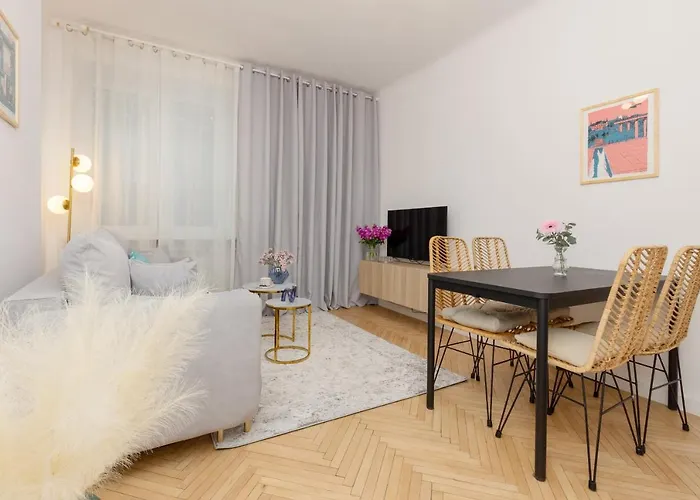 Stylish And Sweet In Near Park Lazienki By Renters Lejlighed *