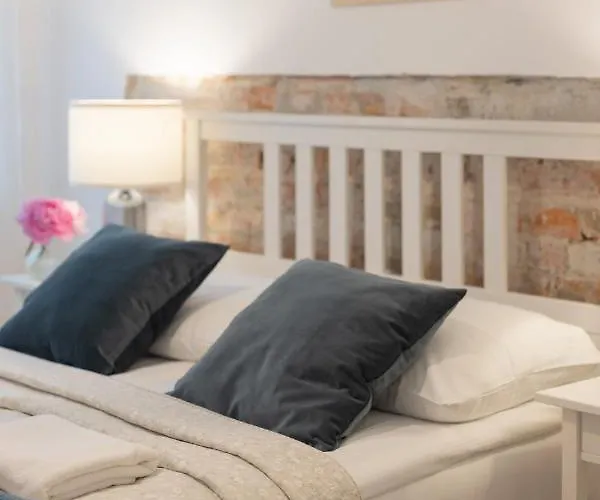 Lejlighed Stylish And Sweet In Near Park Lazienki By Renters